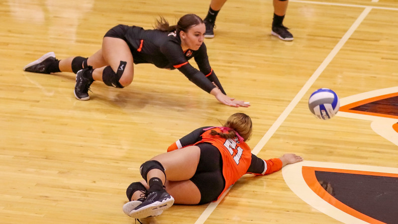 Tigers Roundup: No. 1 VB blasts Fort Scott, No. 10/17 soccer teams ready for district tournaments