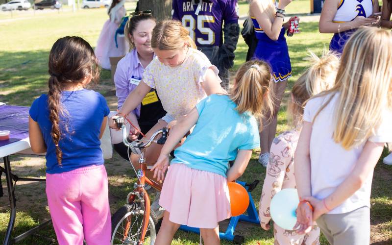 Youth literacy event draws a good crowd to Ark City Park on Tuesday