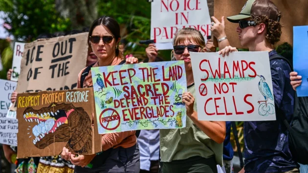 Trump says hed like to see facilities like Alligator Alcatraz in other states