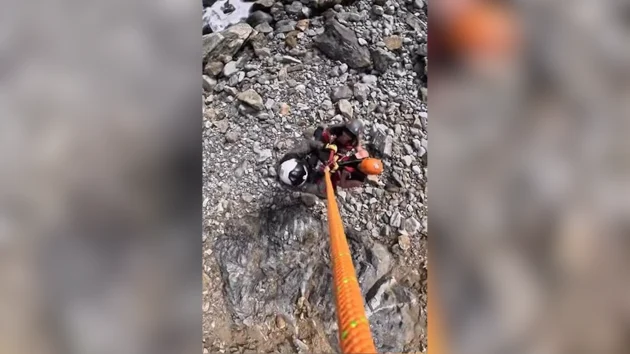 2 hikers rescued by helicopter from remote beach after rising tides cut off exit route