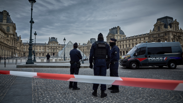 Thieves steal jewels with ‘inestimable’ value from Louvre museum