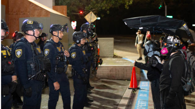 Judge permanently blocks deployment of National Guard to Portland, saying Trump exceeded his authority