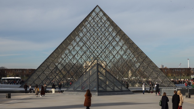 French watchdog details uncertainty over Louvre security cameras during heist