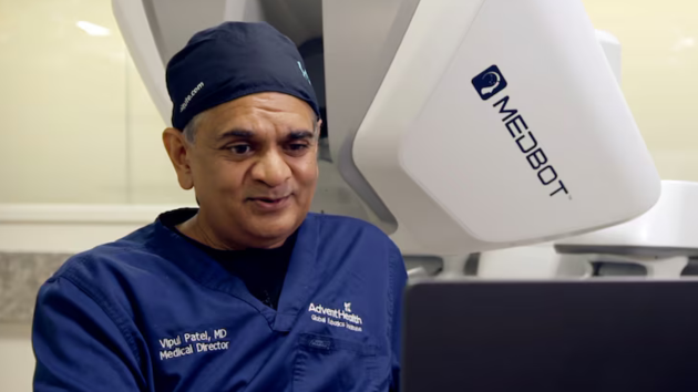 Groundbreaking robotic surgery, Alzheimer’s blood test: 7 of the biggest medical breakthroughs in 2025