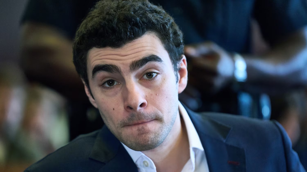 Man allegedly tried to break Luigi Mangione out of jail by impersonating FBI agent: Sources