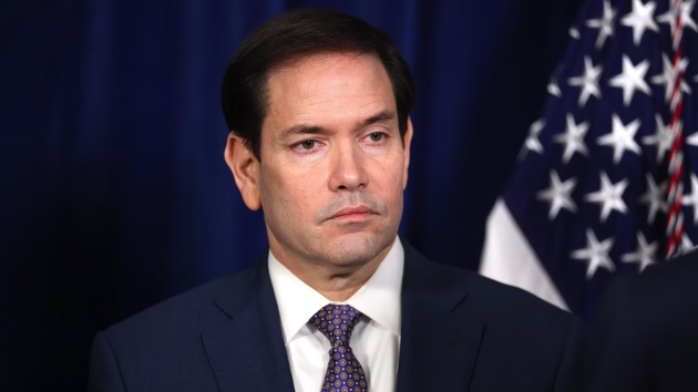 Mixed messages from Trump and Rubio on who’s running Venezuela