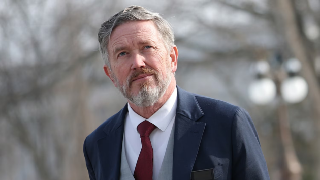 Howard Lutnick, Trump’s commerce secretary, faces calls to resign over Epstein ties