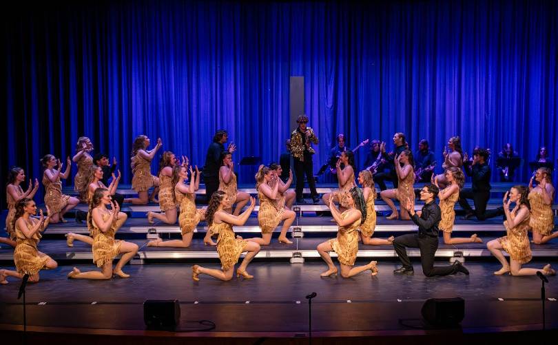 Ark City show choir has strong performance at competition, makes finals
