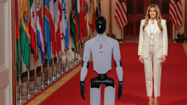 First lady Melania Trump enters White House summit with walking, talking humanoid robot