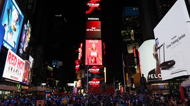Baby girl found abandoned in stroller in Times Square, search underway for father