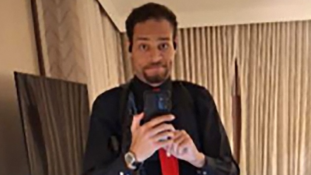 Alleged White House correspondents’ dinner suspect took photo before attack: Feds