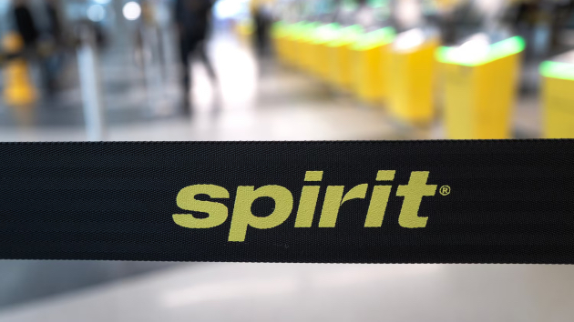 Trump says announcement expected today on Spirit Airlines deal