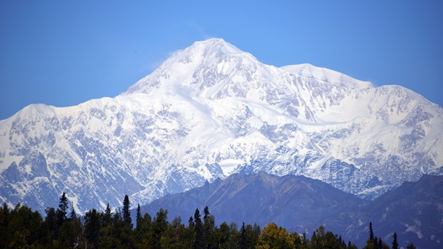 Search underway after 4 climbers fall on tallest mountain in North America