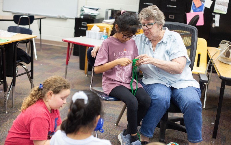 Crochet the day away: Ark City elementary program meant to bring calm
