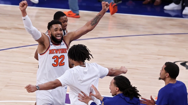 New York Knicks make record comeback to beat San Antonio Spurs in Game 4 of the NBA Finals