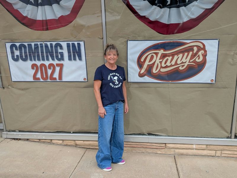 Lungren to Open Ice-Cream and Candy Shoppe in Downtown Ark City